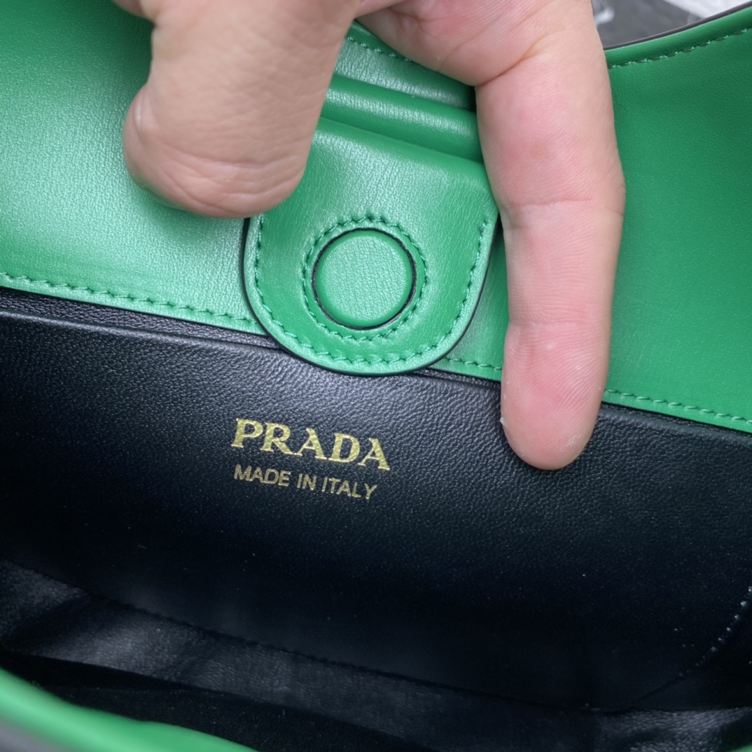 Prada Soft Leather Armpit Bag Handbag Shoulder Bag Green 1BC179